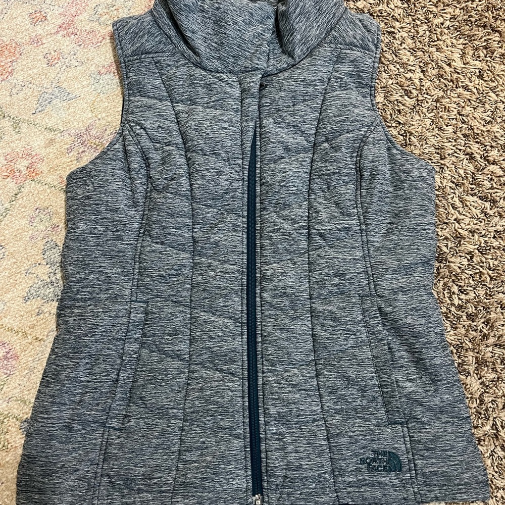Women’s North Face Pseudio vest